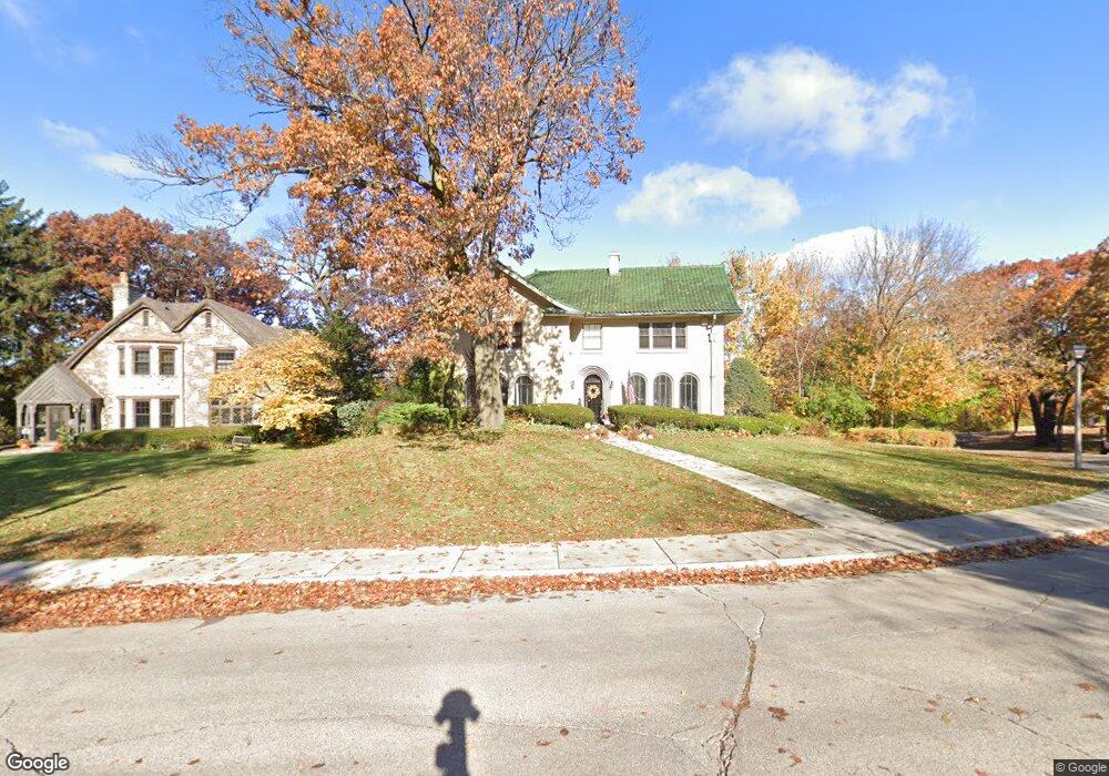 56 River Bluff Rd, Elgin, IL 60120 - photo 1