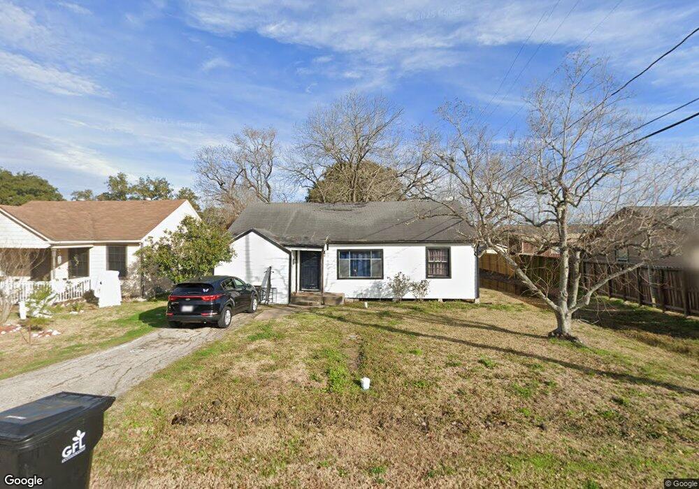 3211 Avenue F, Rosenberg, TX 77471 - photo 1