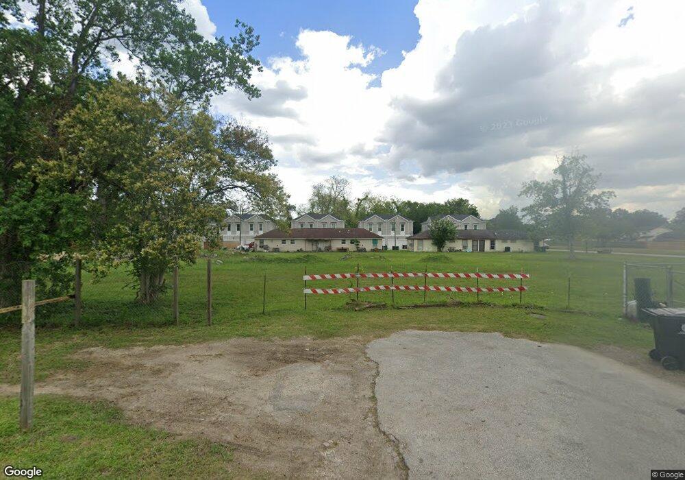 1502 Acreage Ln, Houston, TX 77091 - photo 1