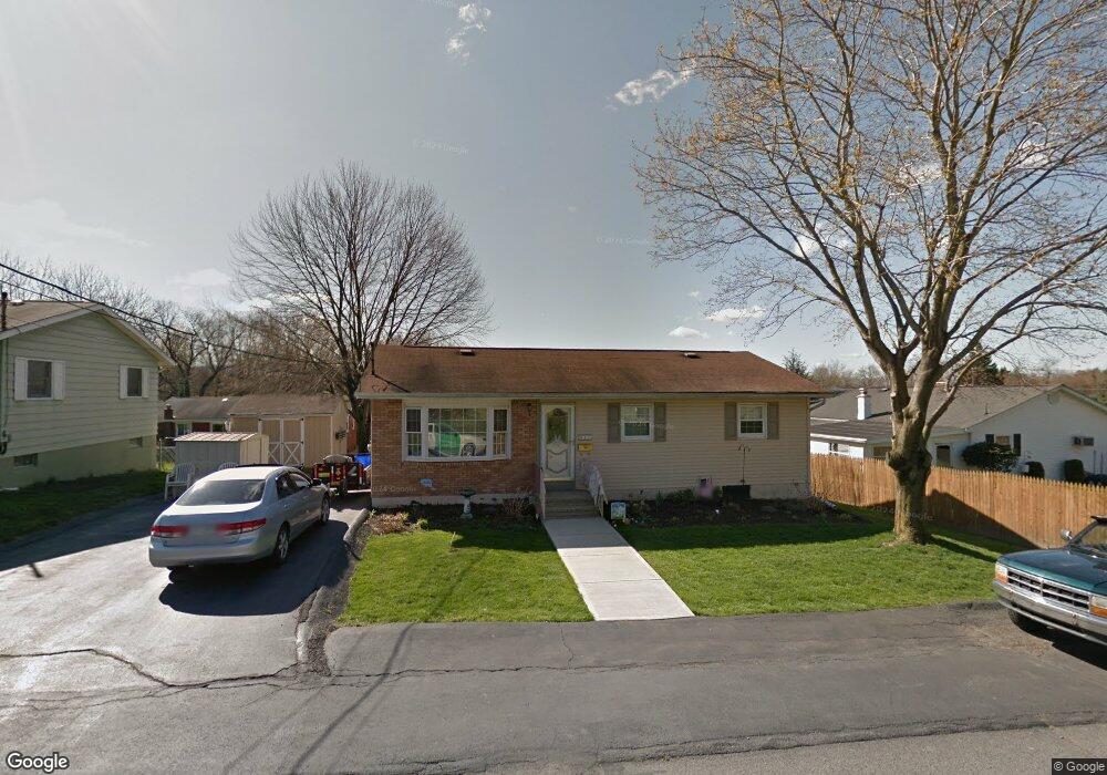 11 Kennedy Dr, Wyoming, PA 18644 - photo 1