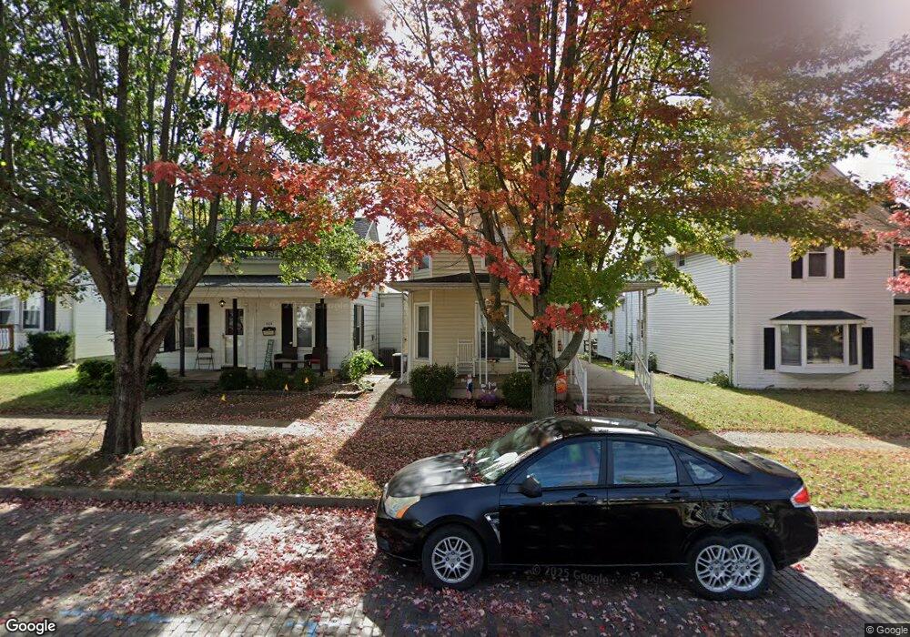 443 E Franklin St, Circleville, OH 43113 - photo 1