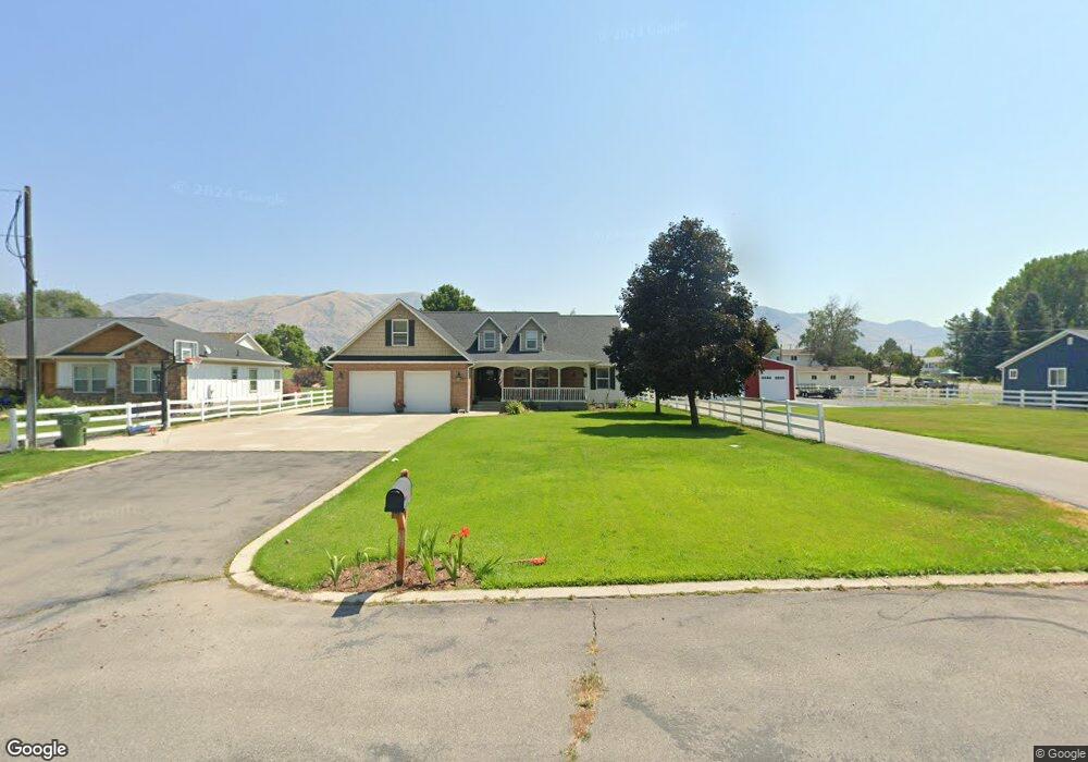 275 S 300 E unit 36, Hyrum, UT 84319 - photo 1