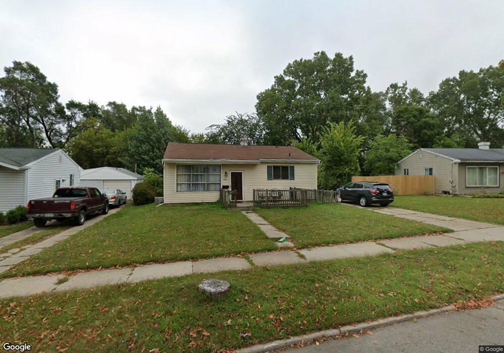 4905 Lowcroft Ave, Lansing, MI 48910 - photo 1