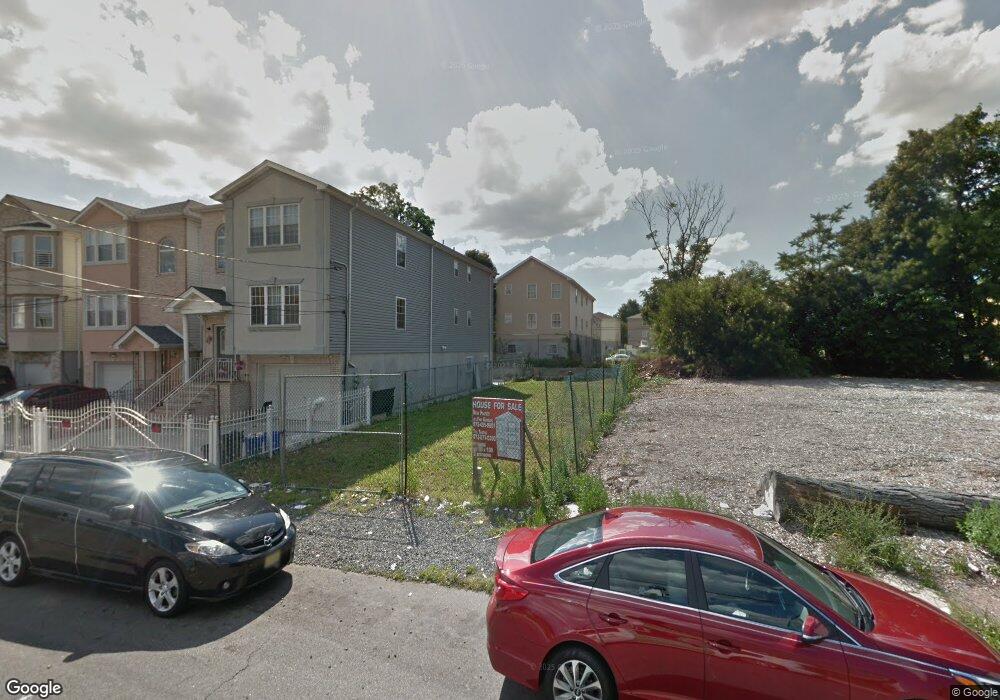 727 S 11th St unit 1, Newark, NJ 07103 - photo 1