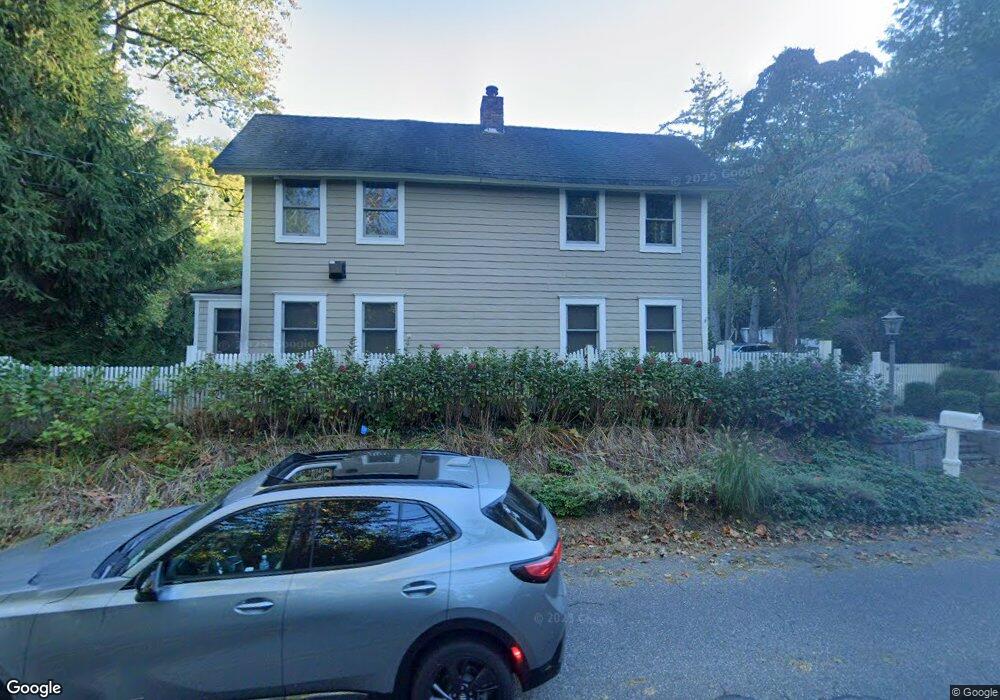 1884 Muttontown Rd, Muttontown, NY 11732 - photo 1