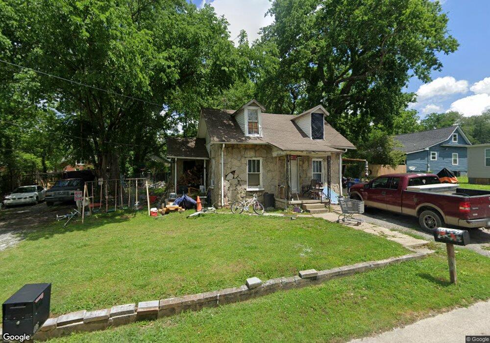 407 Oak St, Shelbyville, TN 37160 - photo 1