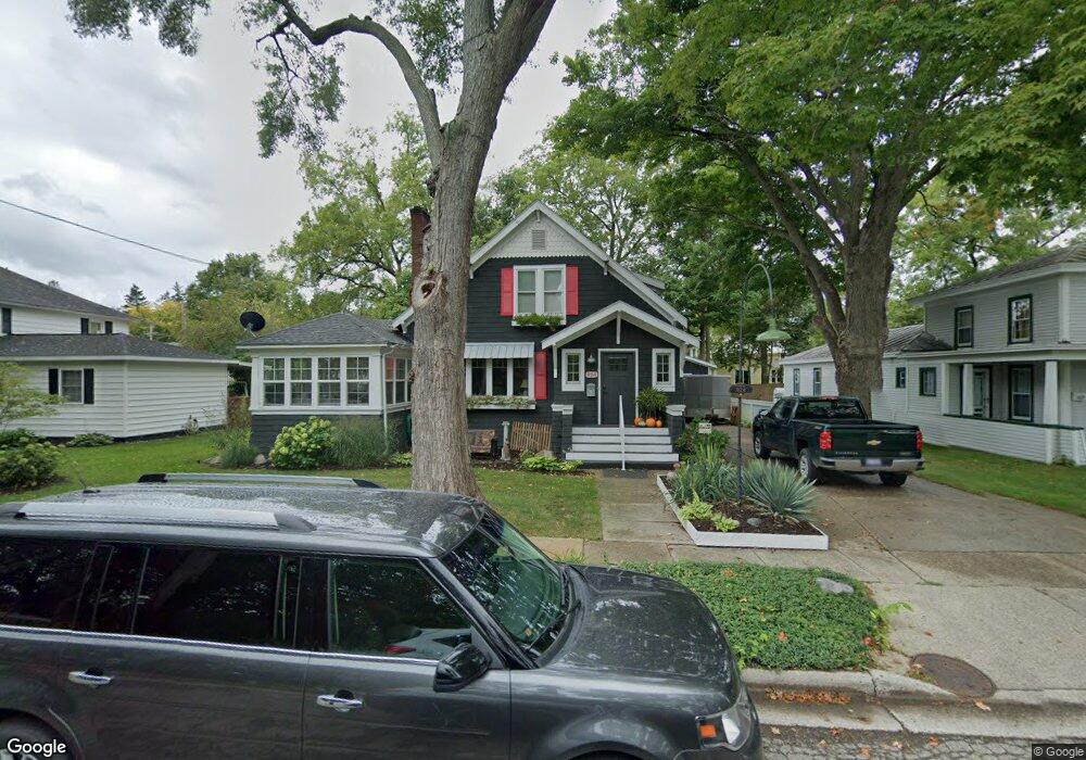 924 Riverside Dr, Lowell, MI 49331 - photo 1