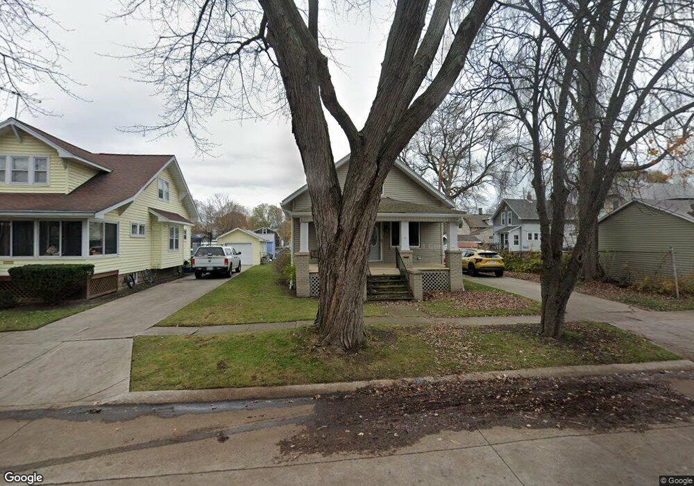 1313 Chestnut St, Port Huron, MI 48060 - photo 1