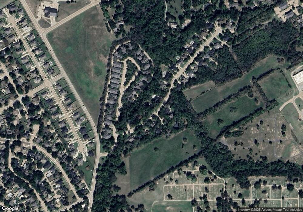 1302 Oak Creek Dr, Ennis, TX 75119 - photo 1