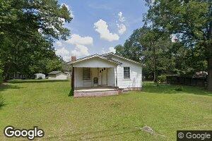 112 Oak St, Irwinton, GA 31042
