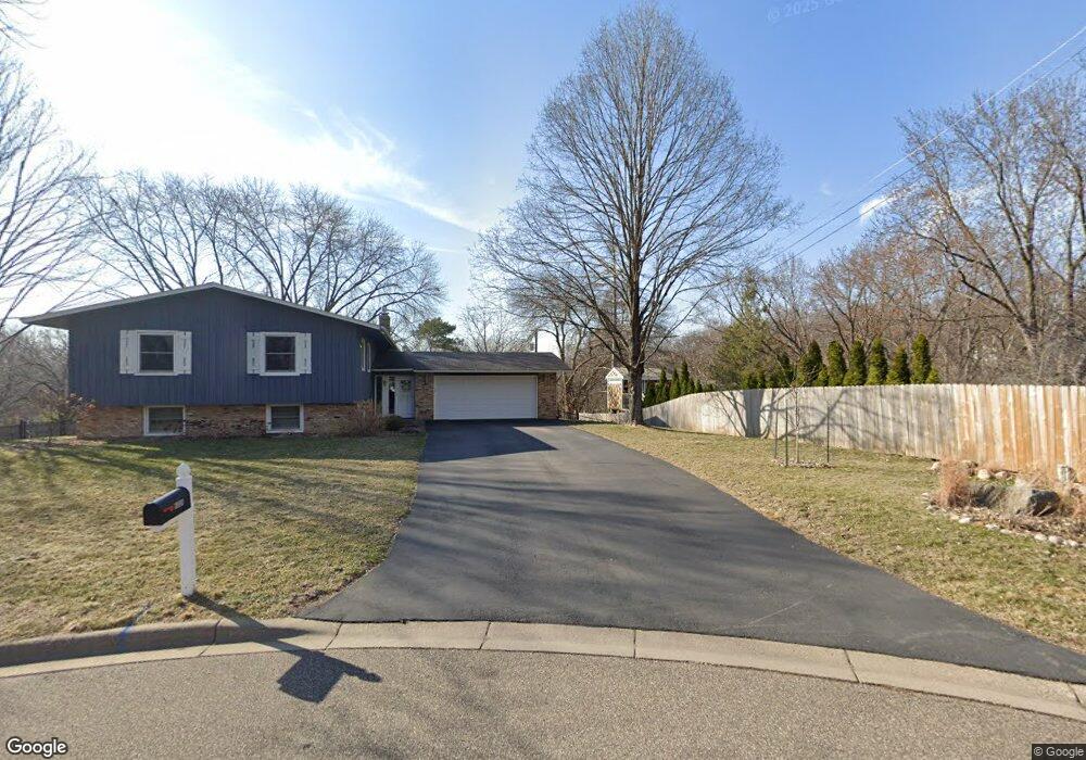 6008 Stoneybrook Ct, Minnetonka, MN 55345 - photo 1