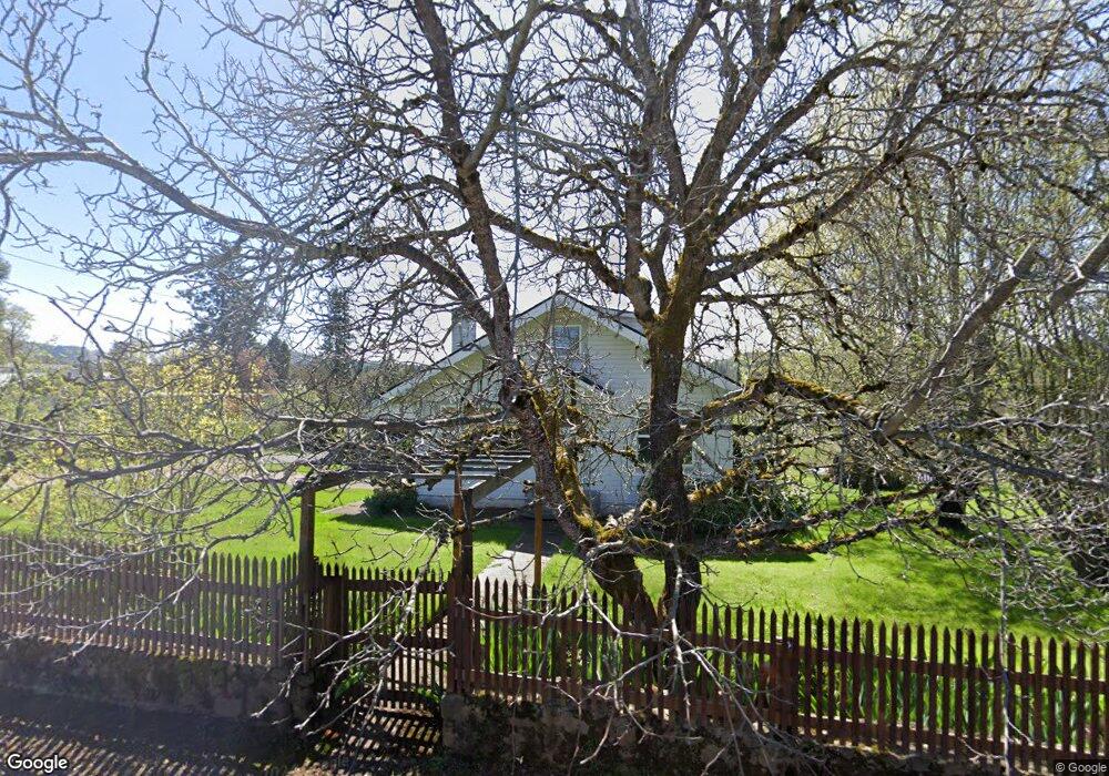 201 Dellwood Dr, Grants Pass, OR 97526 - photo 1