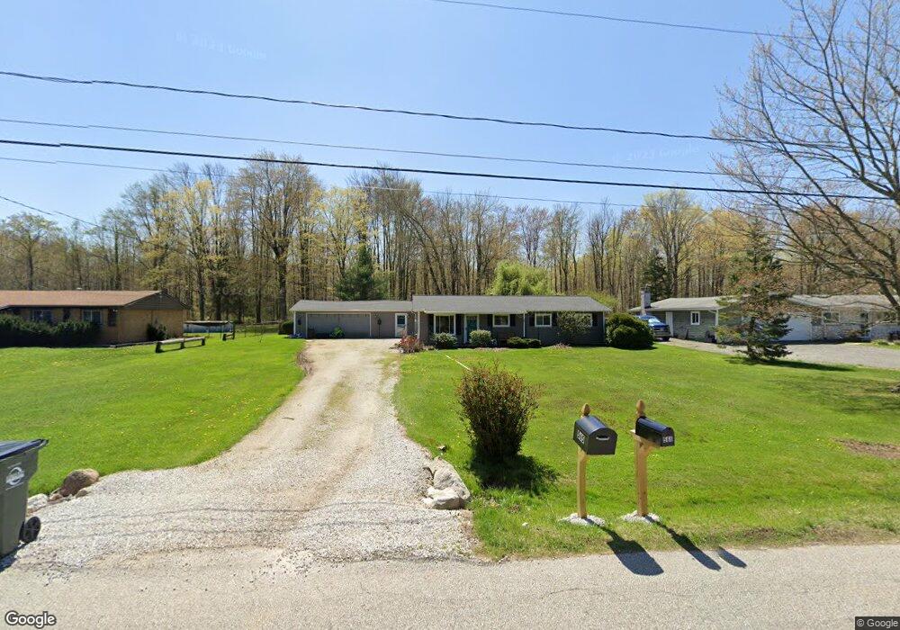 565 Sherwood Dr, Aurora, OH 44202 - photo 1