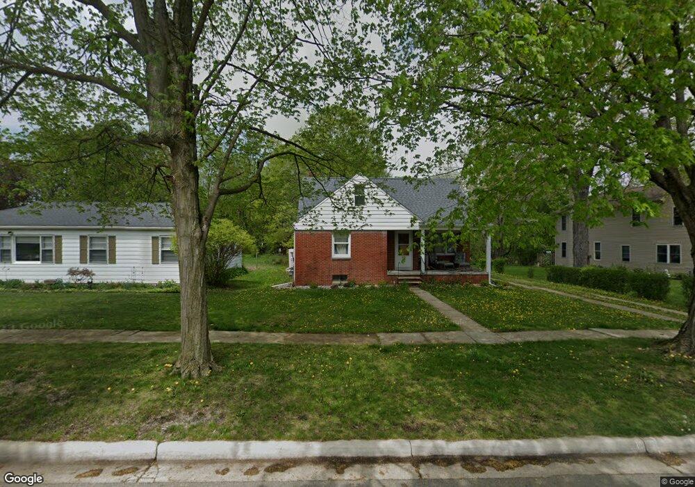 930 Vine St, Adrian, MI 49221 - photo 1