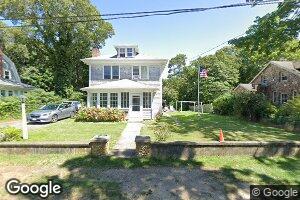 22 Glendon Rd, Woods Hole, MA 02543