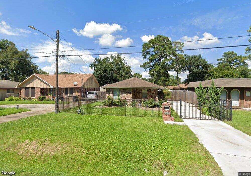 3713 Weaver Rd, Houston, TX 77093 - photo 1