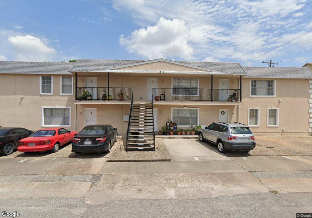 1910 Indiana St unit 1-6, Houston, TX 77019 - photo 1