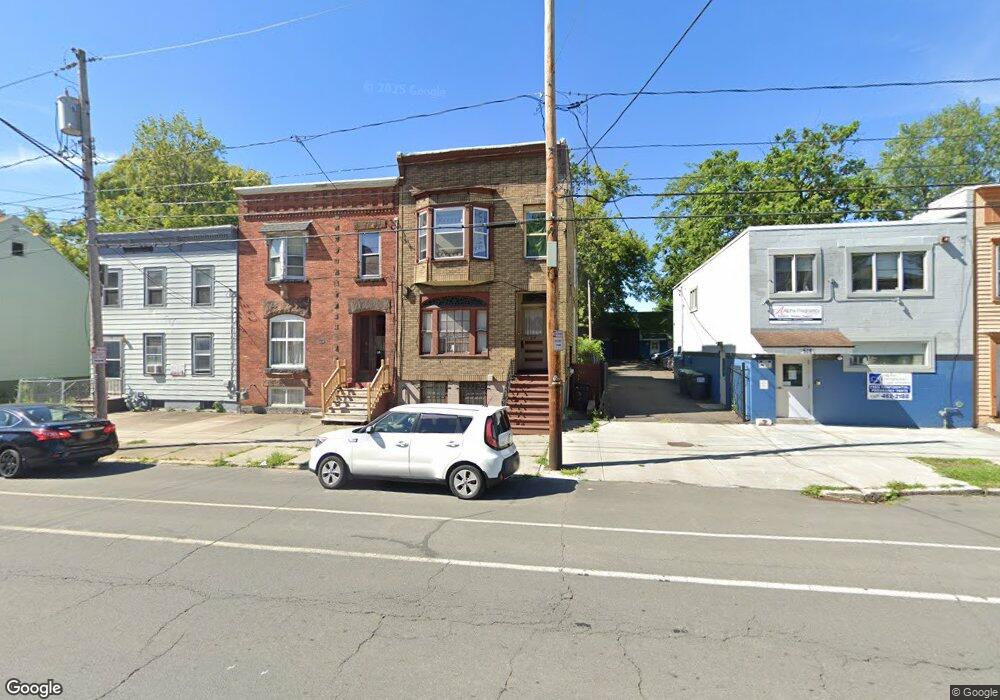 514 Clinton Ave, Albany, NY 12206 - photo 1