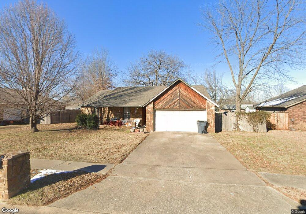 1107 E 145th St, Glenpool, OK 74033 - photo 1