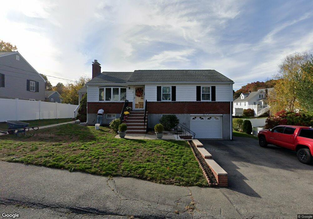 5 Harding Rd, Wakefield, MA 01880 - photo 1