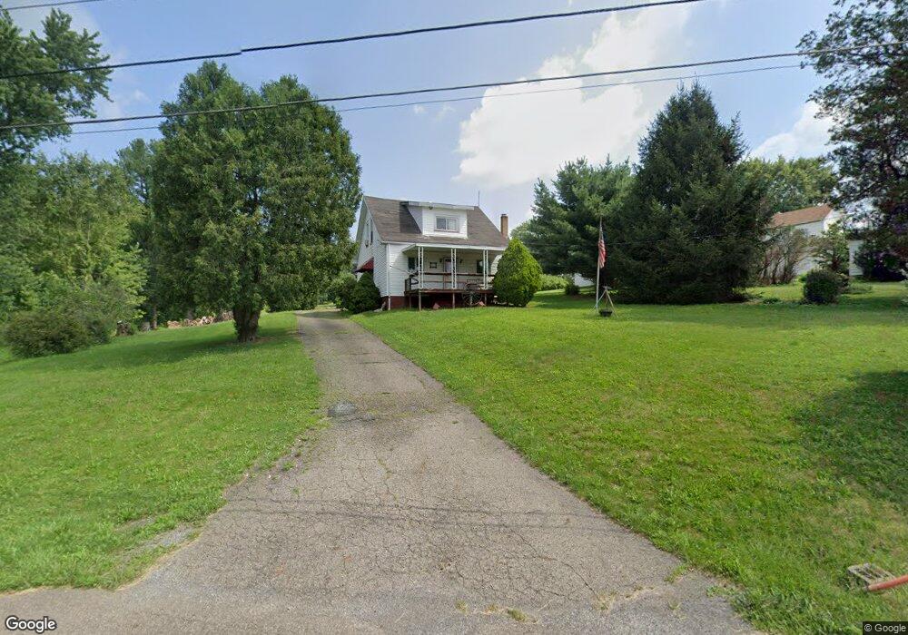 1203 Hillcrest Rd, Wellsville, OH 43968 - photo 1