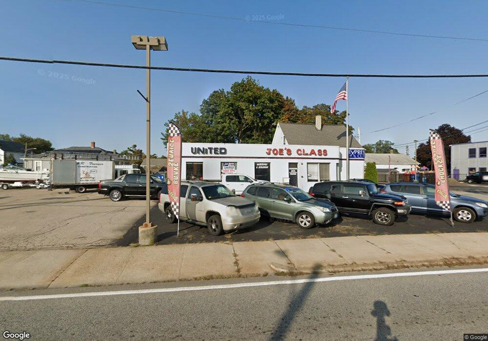 1588 Newport Ave, Pawtucket, RI 02861 - photo 1