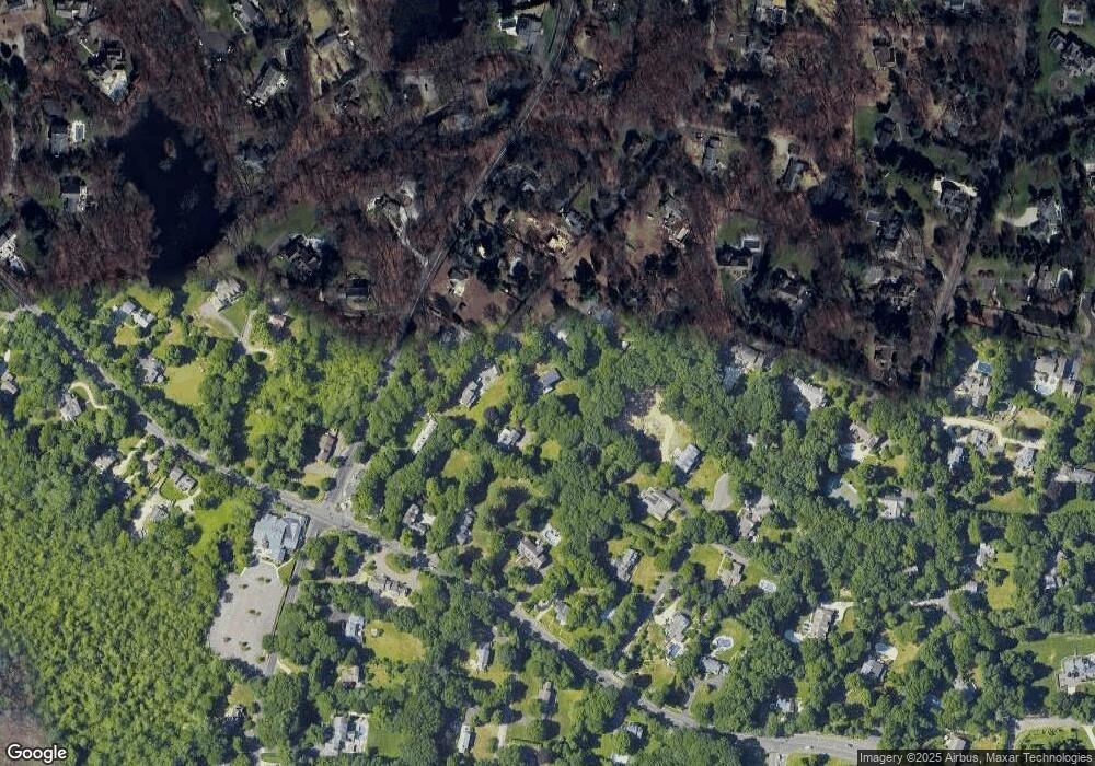 6 Pin Oak Ct, Westport, CT 06880 - photo 1