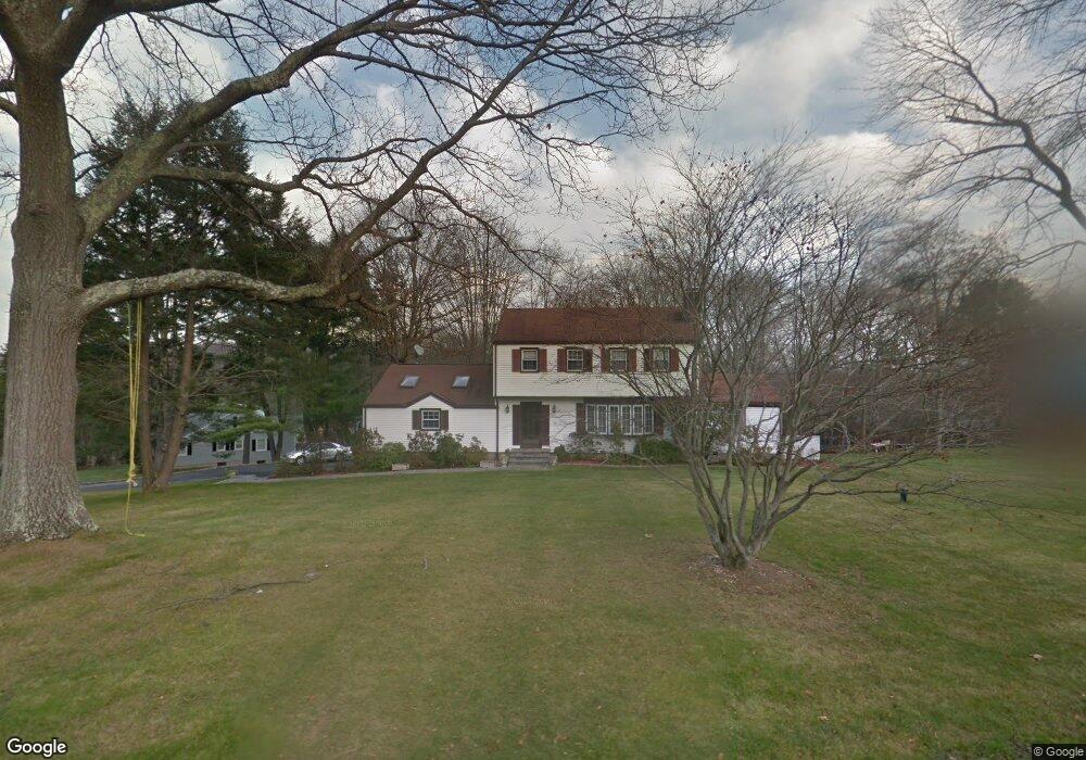 48 Cricket Ln, Stamford, CT 06903 - photo 1