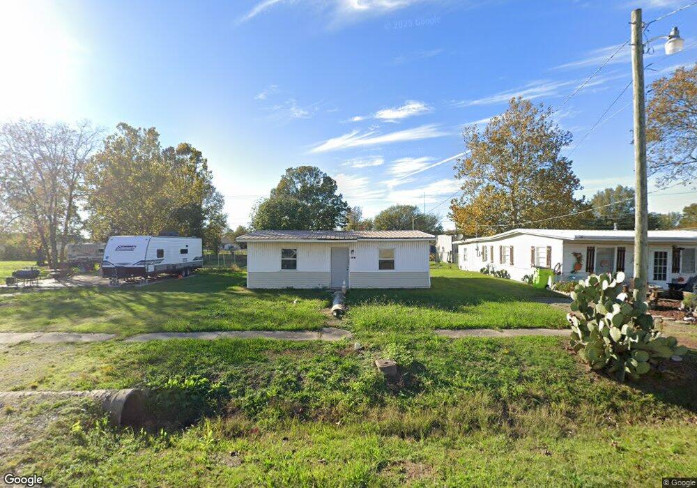 1906 S Leslie St, Stuttgart, AR 72160 - photo 1