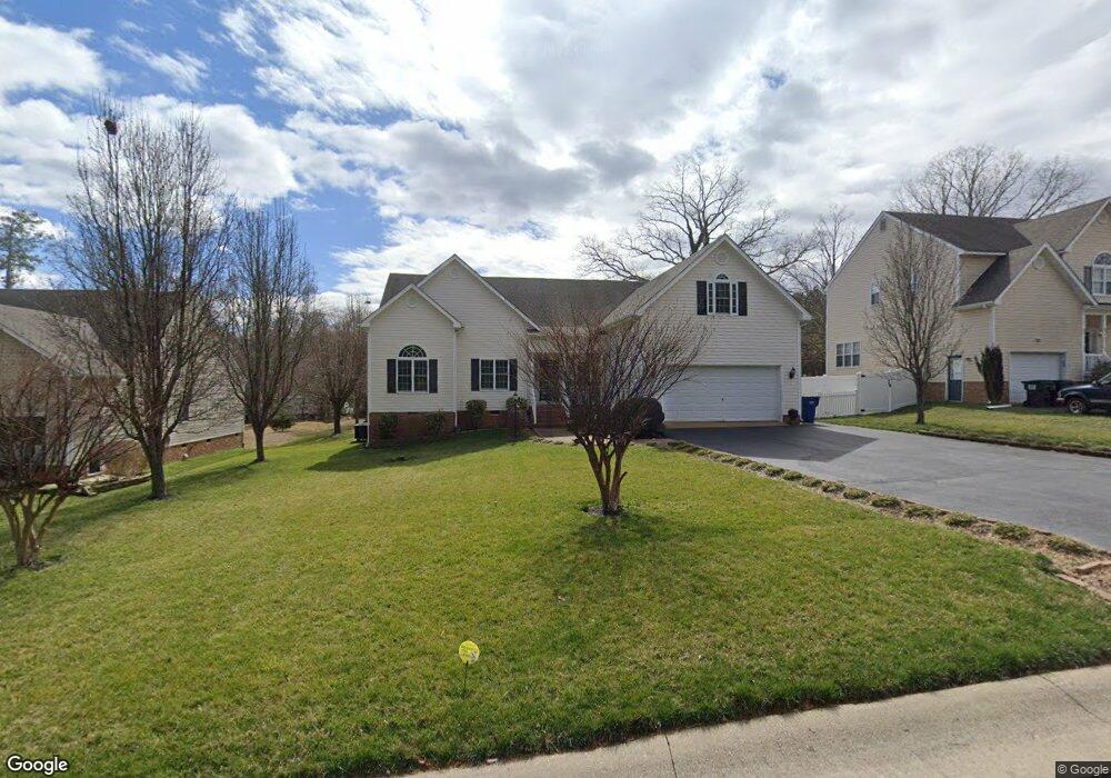 11313 Heidi Dr, Midlothian, VA 23112 - photo 1