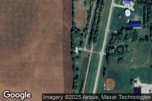 789 N Main St, Moweaqua, IL 62550