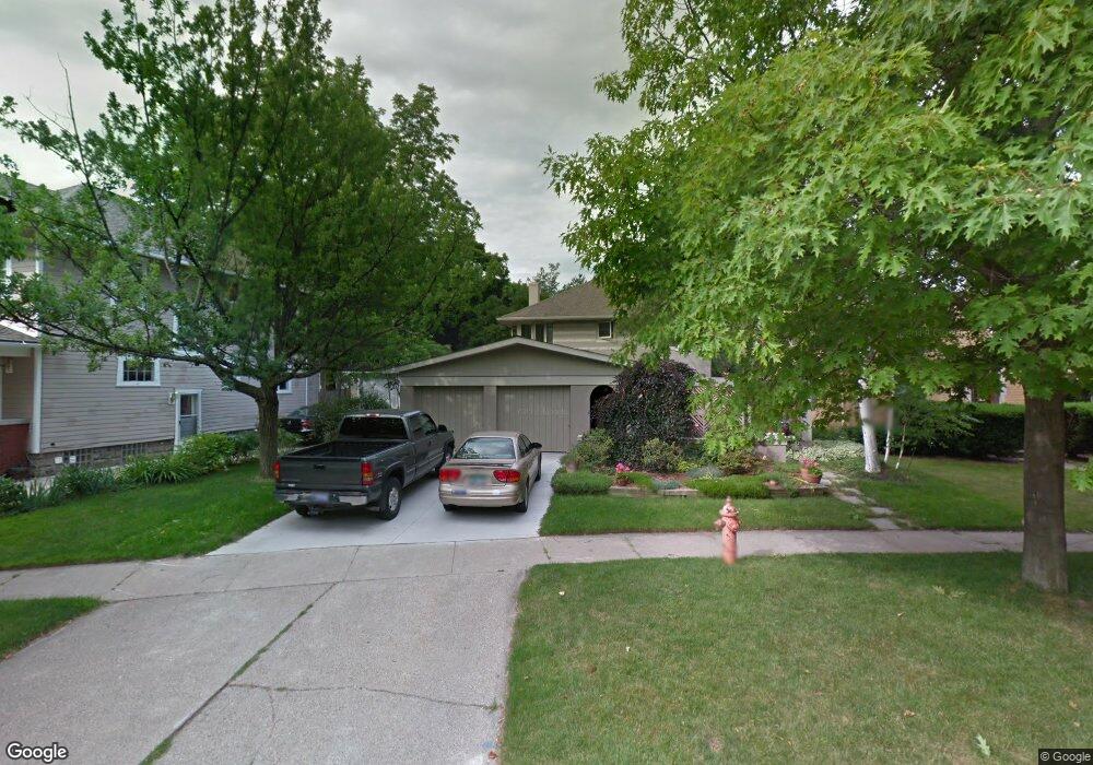 1311 S Genesee Dr, Lansing, MI 48915 - photo 1