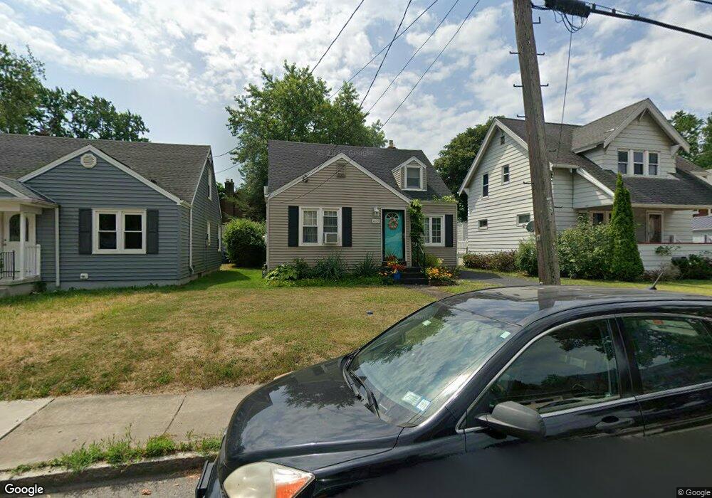 1119 Vanderbilt Ave, Niagara Falls, NY 14305 - photo 1