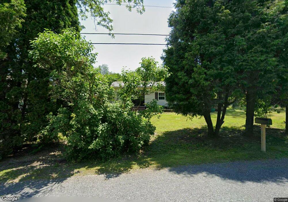 4260 Clover Hollow Rd, Slatington, PA 18080 - photo 1