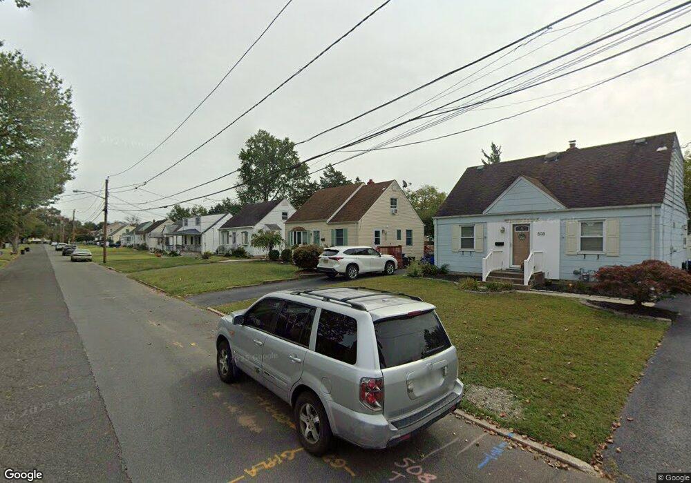 512 Edgeworth St, Middlesex, NJ 08846 - photo 1