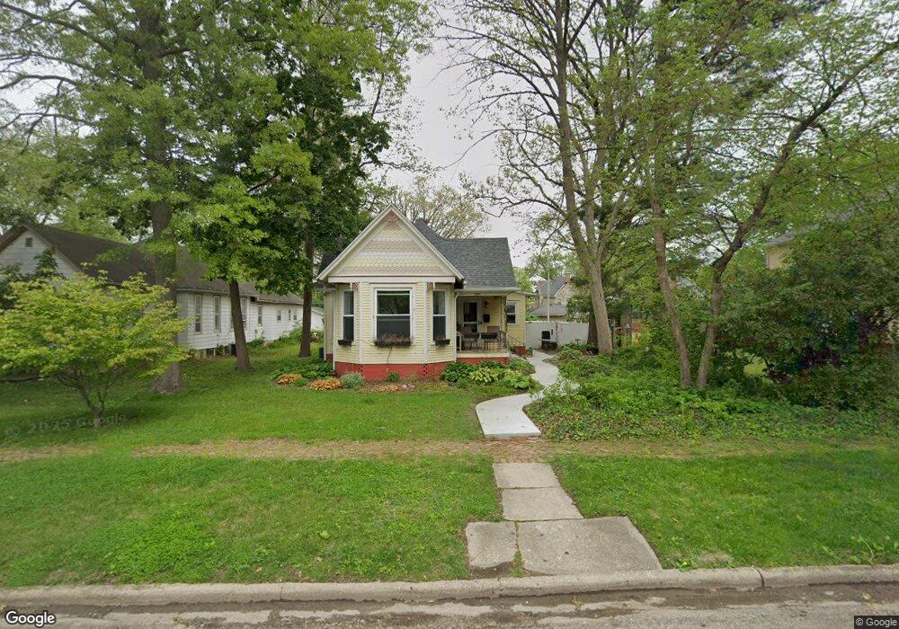 122 Grand Ave, Lincoln, IL 62656 - photo 1