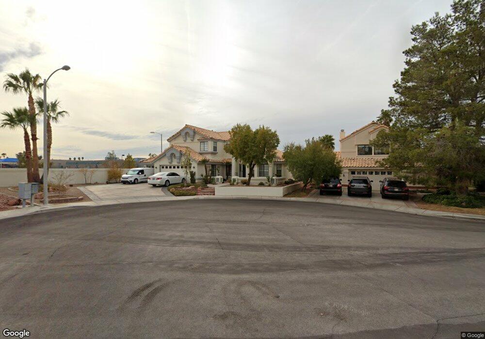 2633 White Pine Cir, Henderson, NV 89074 - photo 1