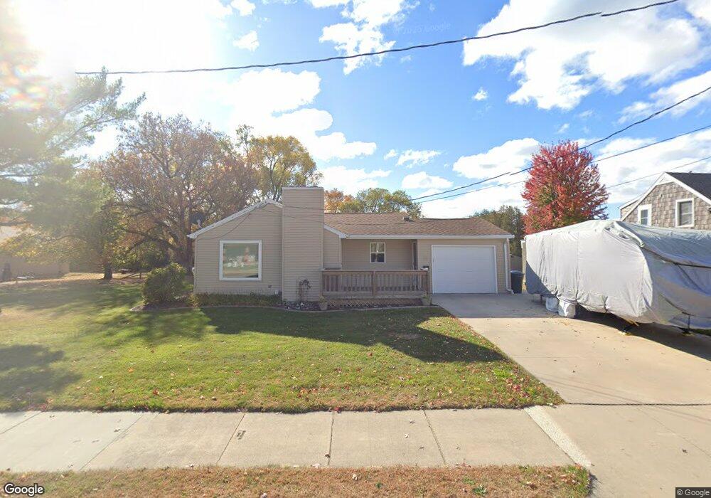 215 Elm St, Combined Locks, WI 54113 - photo 1