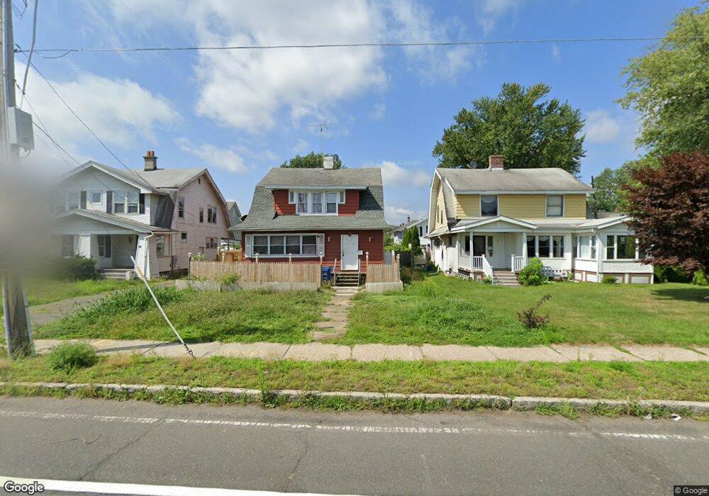 98 Riverdale St, West Springfield, MA 01089 - photo 1