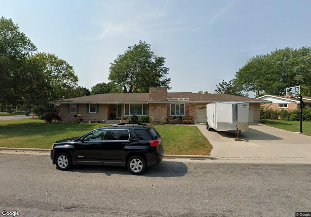 205 Bianchi Dr, New Ulm, MN 56073 - photo 1