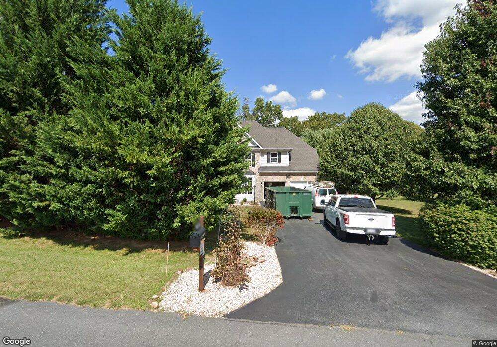 85 Hampton Dr, Stuarts Draft, VA 24477 - photo 1