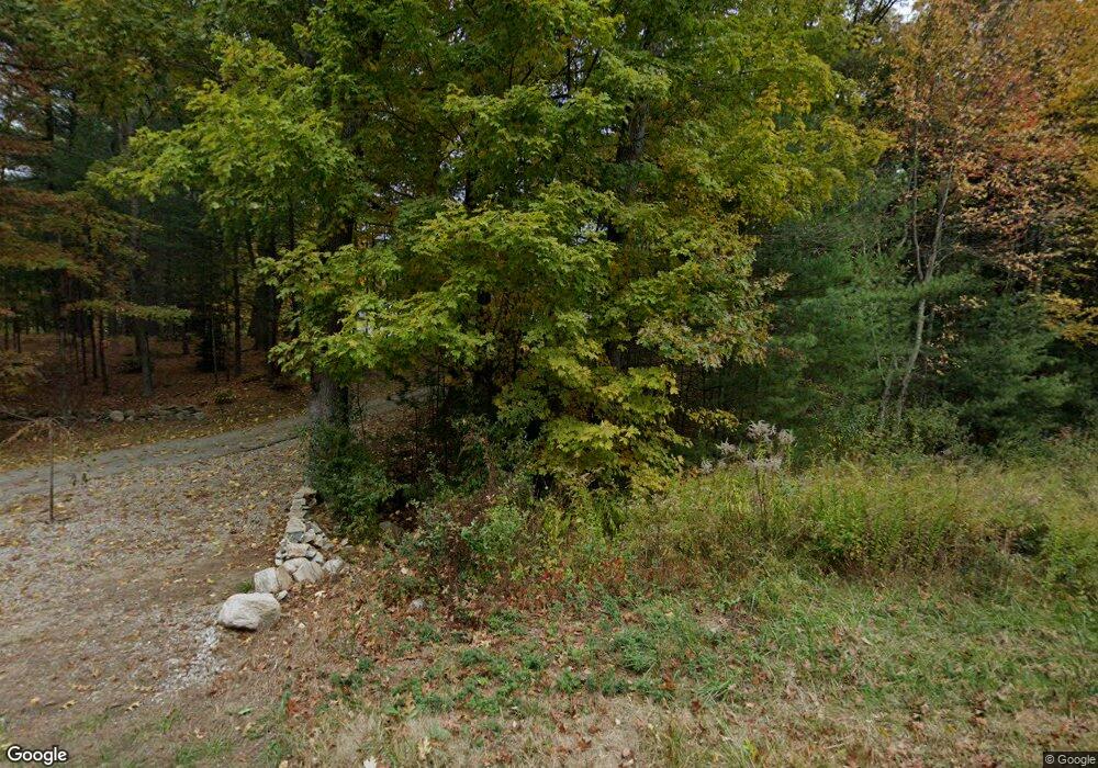 35 Huguenot Rd, Oxford, MA 01540 - photo 1