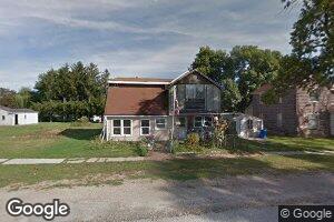 205 E 2nd St, Olin, IA 52320