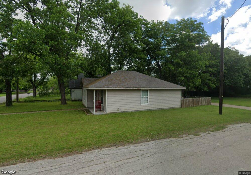 413 Euclid St, Cleburne, TX 76033 - photo 1