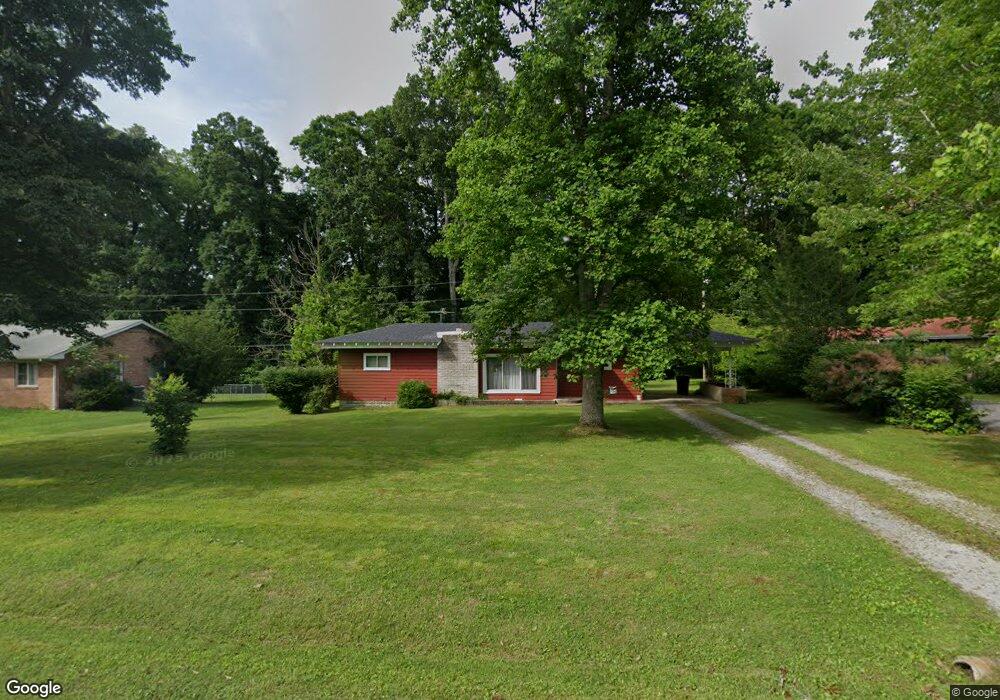 1701 Sycamore Cir, Manchester, TN 37355 - photo 1