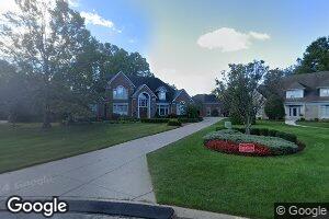 8004 Laughton Ln, Louisville, KY 40222