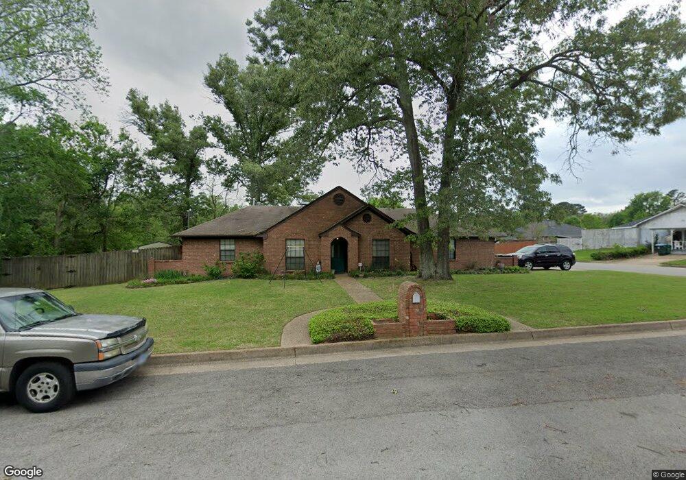 1105 Beth Dr, Tyler, TX 75703 - photo 1