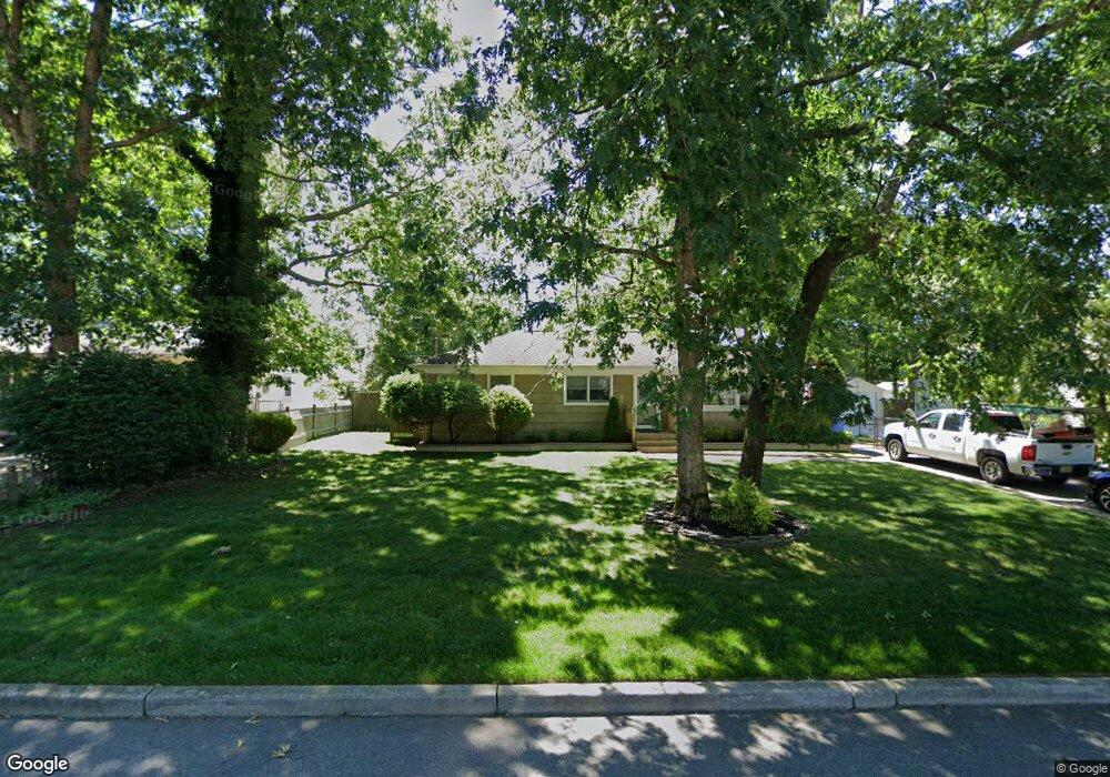 31 Lighthouse Dr, Manahawkin, NJ 08050 - photo 1