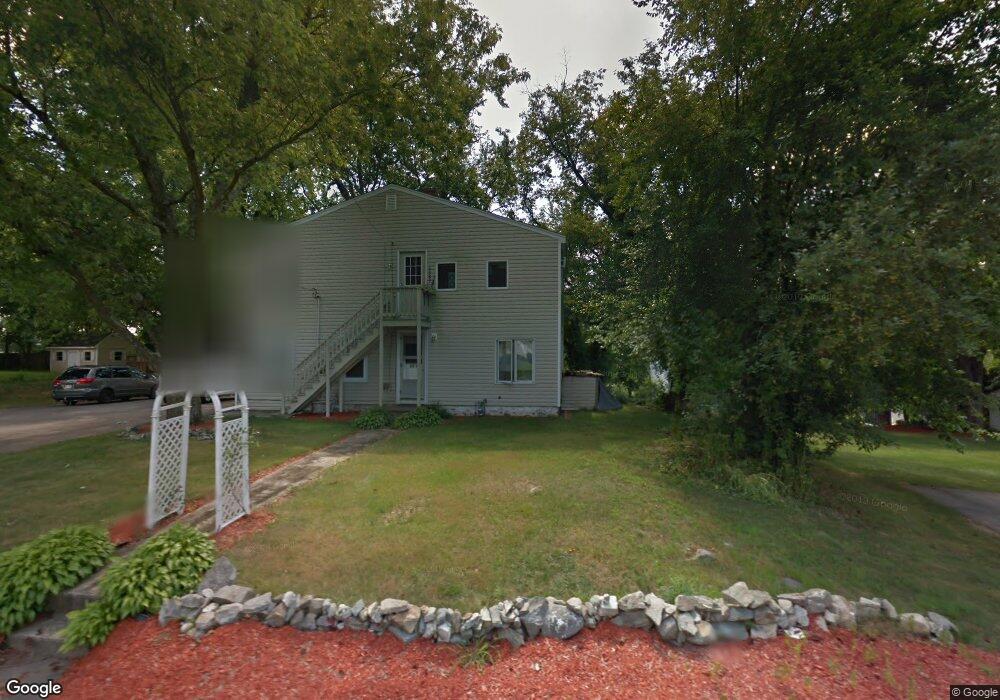 580 Hildreth St, Dracut, MA 01826 - photo 1