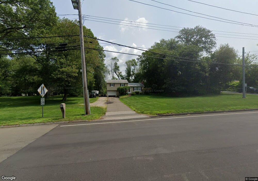 627 Wheelers Farms Rd, Milford, CT 06461 - photo 1